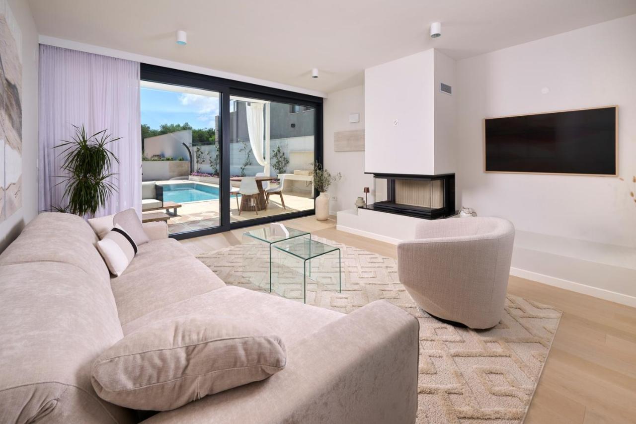 Villa Pura Vida With Pool And Whirlpool Near Umag Materada Exteriör bild
